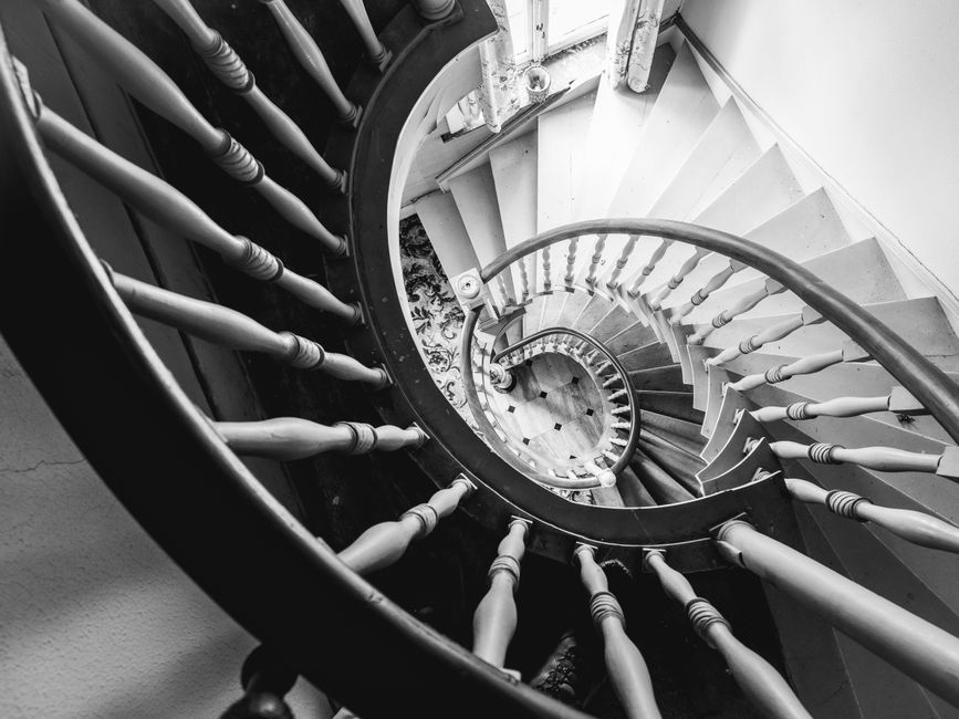 monte-escalier à Cancale