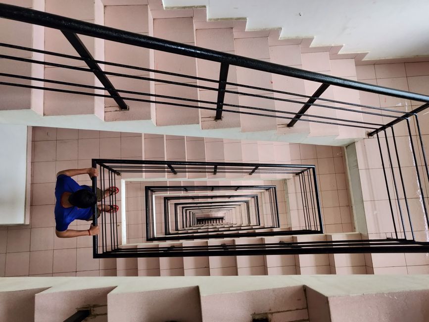 monte-escalier à Saint-Malo